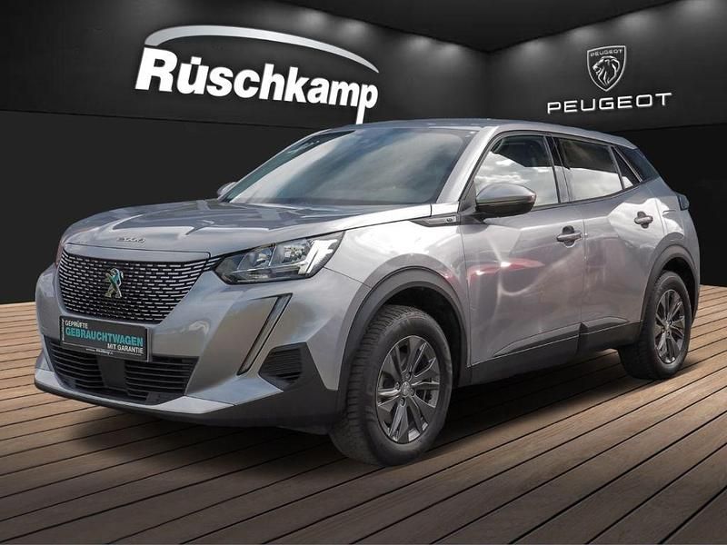 Grau Gebraucht 2021 Peugeot e-2008 Active SUV | 16.490 € (Fairer Preis) - Bild 1/4