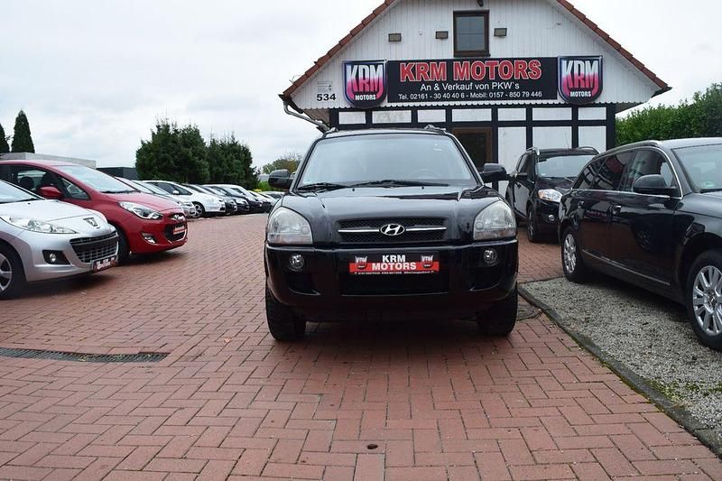 Schwarz Gebraucht 2008 Hyundai Tucson GLS SUV | 4.990 € (Etwas zu teuer) - Bild 1/4