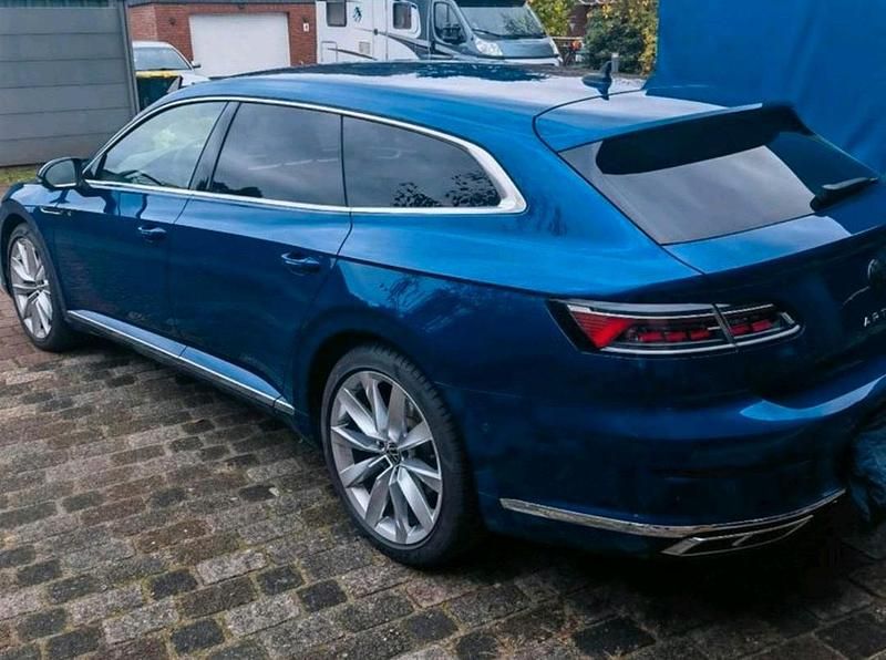 Gebraucht VW Arteon GTE 218 PS (160 kW) 2021 Blau Kombi