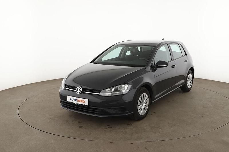 Gebraucht VW Golf VII Trendline 86 PS (63 kW) 2018 Limousine