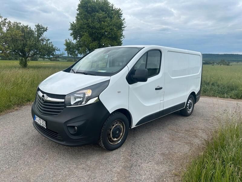 Weiß Gebraucht 2015 Opel Vivaro Van | 5.800 € (Superpreis) - Bild 1/4