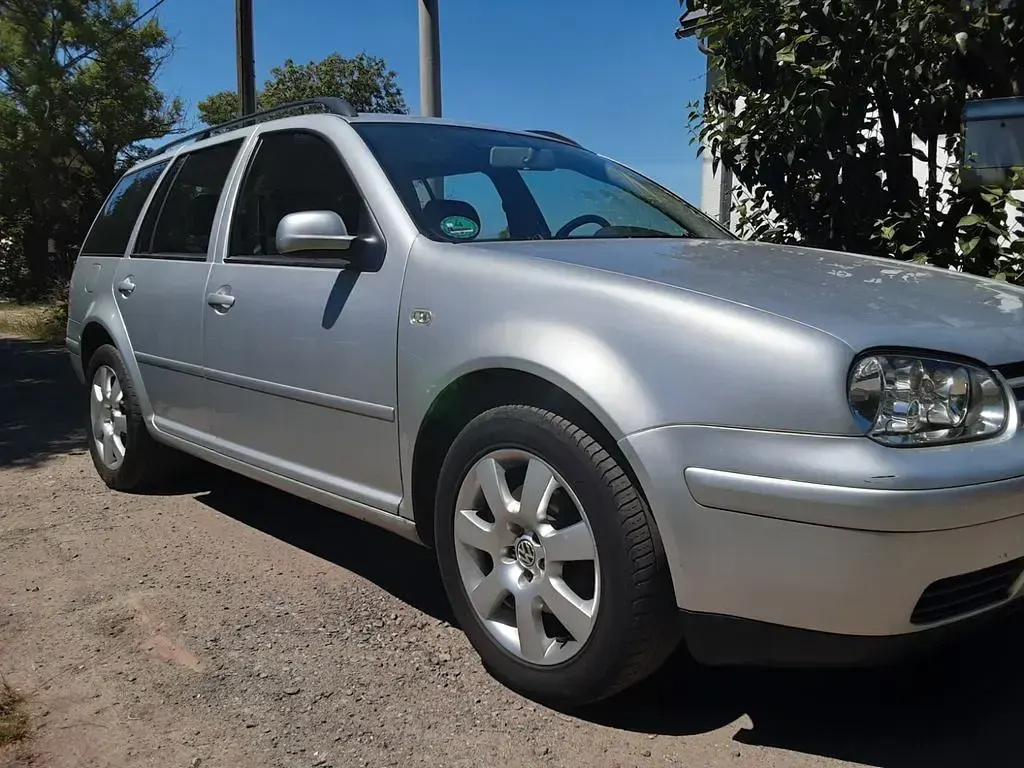 Gebraucht VW Golf IV Pacific 105 PS (77 kW) 2003 Silber Kombi