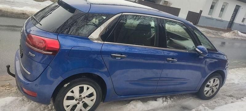 Blau Gebraucht 2017 Citroën C4 Picasso PureTech Van / Kleinbus | 6.995 € (Guter Preis) - Bild 1/4