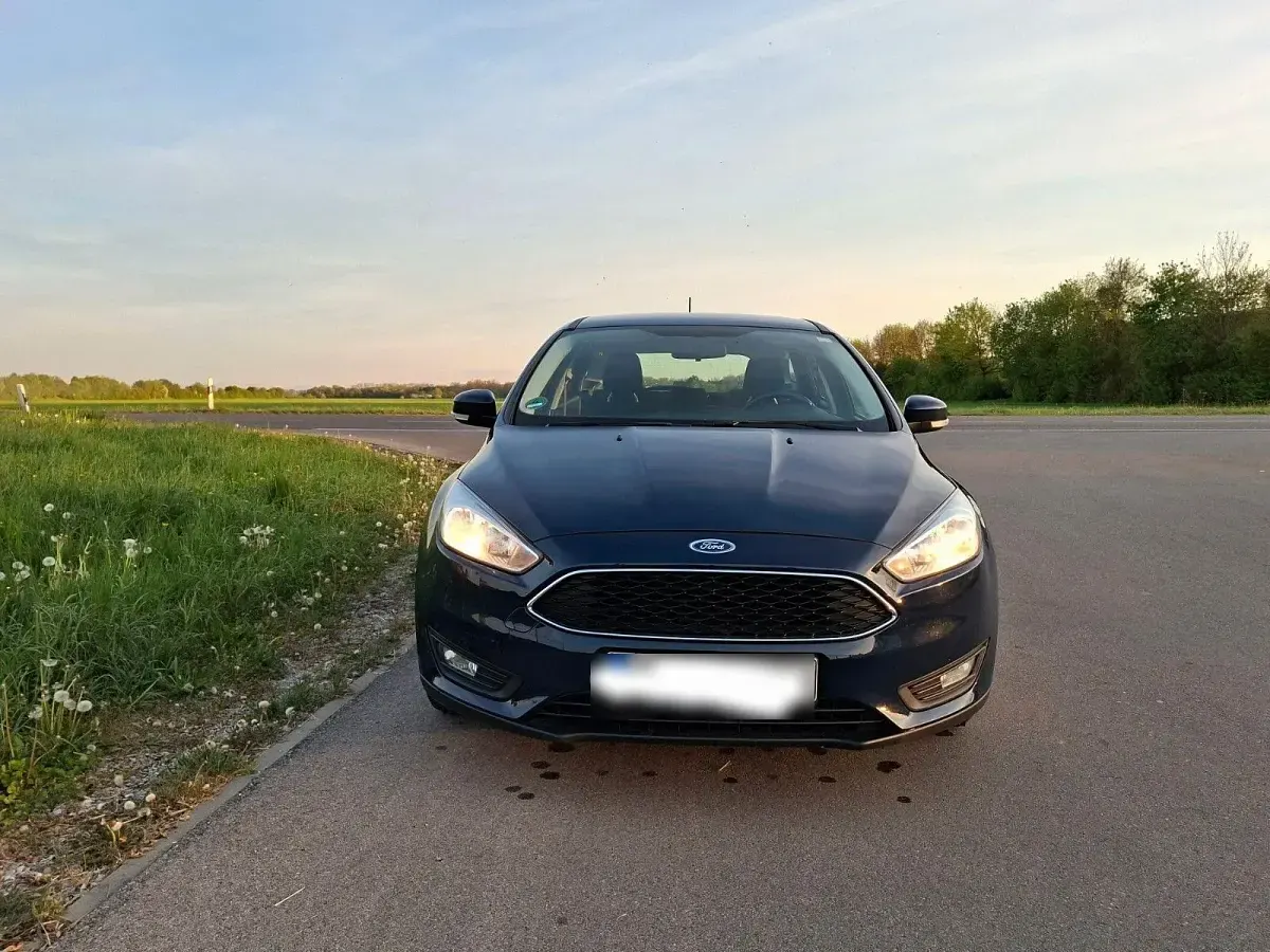 Brugt Ford Focus Trend 120 HK (88 kW) 2017 Blå Stationcar