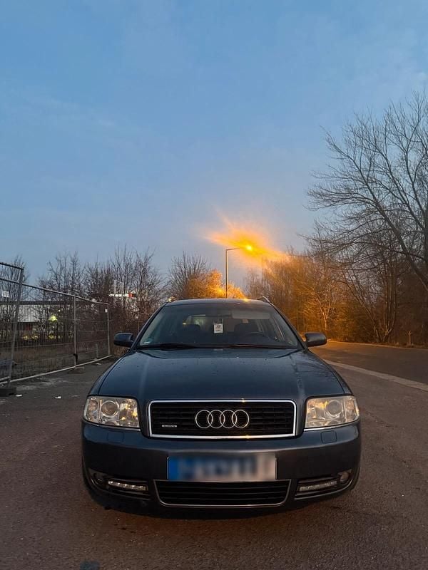 Gebraucht Audi A6 Design 220 PS (161 kW) 2004 Grau Kombi