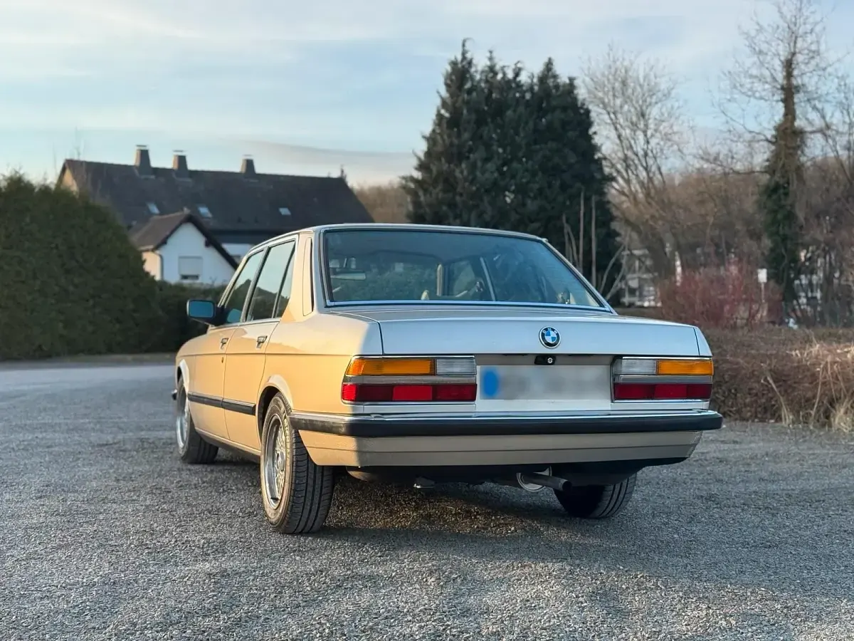Gebraucht BMW 518 90 PS (66 kW) 1994 Limousine