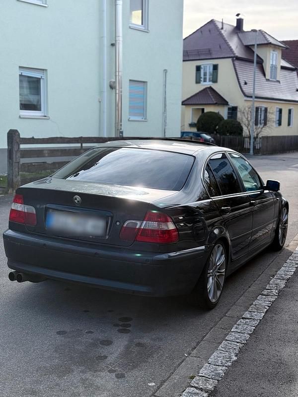 Gebraucht BMW 320 170 PS (125 kW) 2003 Schwarz Limousine