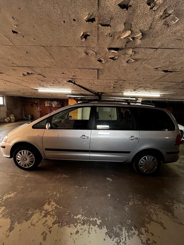 Gebraucht Seat Alhambra 116 PS (85 kW) 2003 Silber Van / Kleinbus