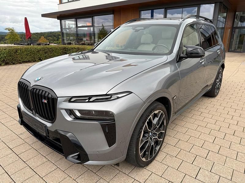 Gebraucht BMW X7 Comfort Edition 530 PS (389 kW) 2023 Grau SUV