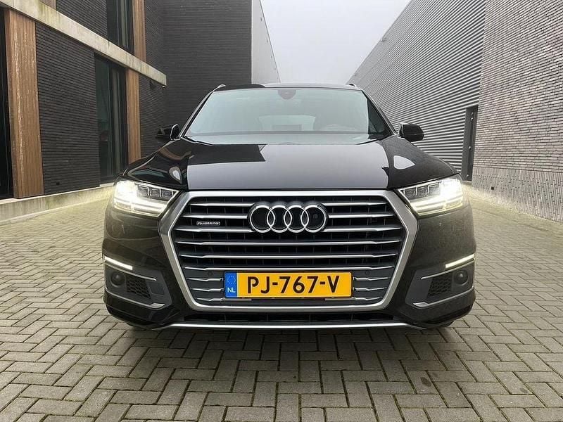 Gebraucht Audi Q7 Sport 374 PS (275 kW) 2016 Grau SUV