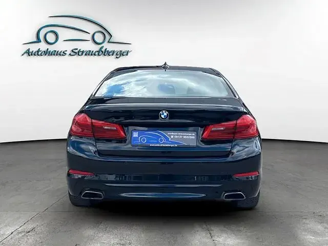 Gebraucht BMW 540 Sport Line 340 PS (250 kW) 2017 Schwarzkeine angabe Limousine