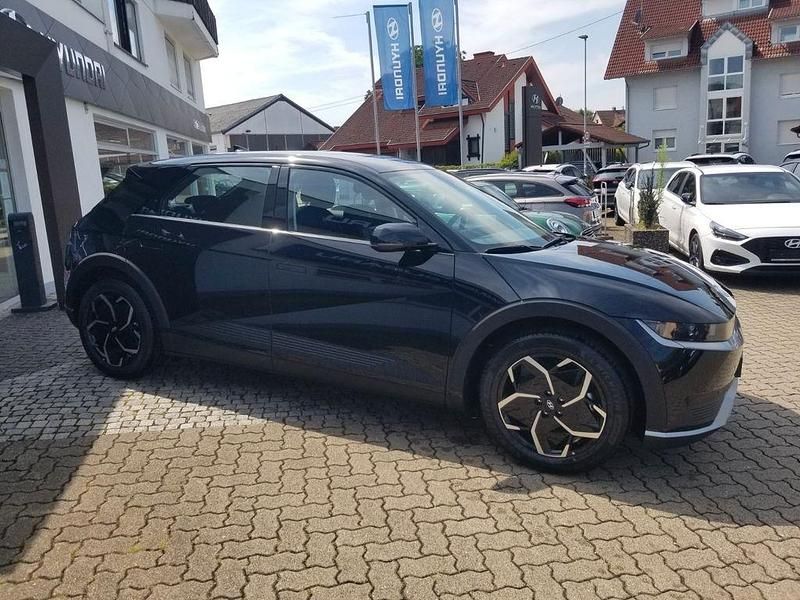 Gebraucht Hyundai Ioniq 5 Dynamiq 125 kW (170 PS) 2024 Abyss black / mic SUV