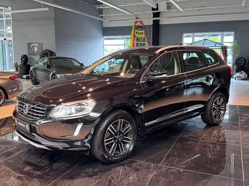 Schwarz Gebraucht 2017 Volvo XC60 Summum SUV | 20.995 € (Guter Preis) - Bild 1/4