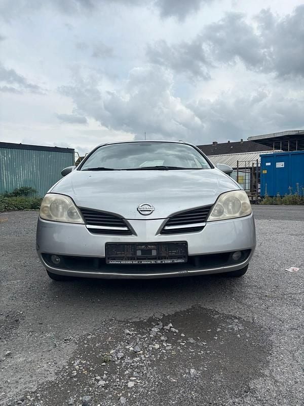 Grau Gebraucht 2005 Nissan Primera Kombi | 649 € - Bild 1/4