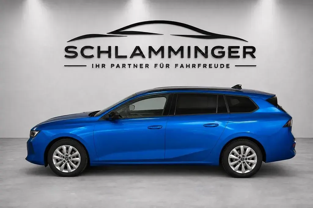 Gebraucht Opel Astra Enjoy 131 PS (96 kW) 2024 Blau Kleinwagen