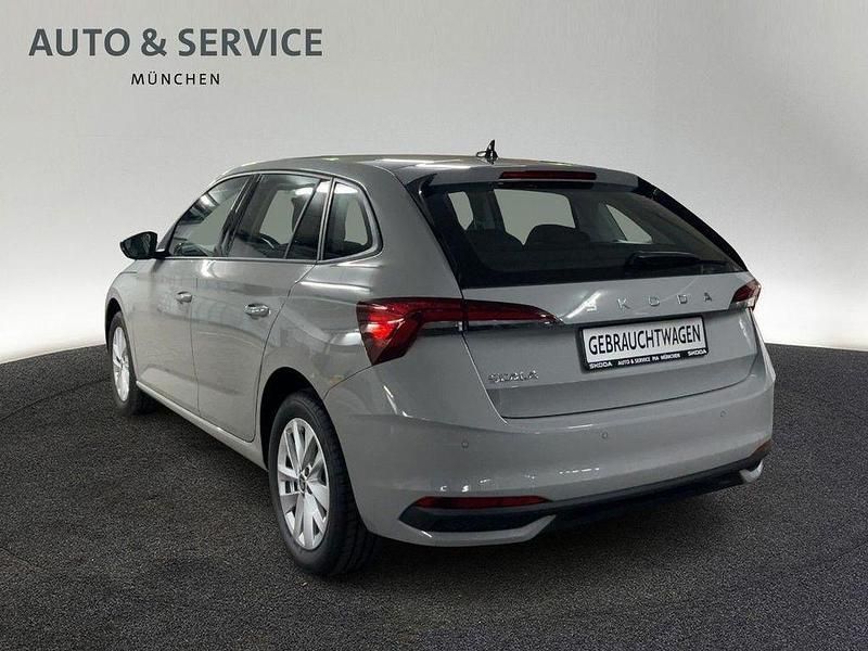 Gebraucht Skoda Scala Selection 116 PS (85 kW) 2025 Grau Kleinwagen
