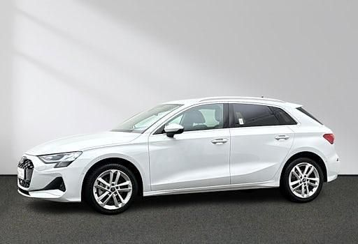 Gebraucht Audi A3 Advanced Plus 116 PS (85 kW) 2025 Gletscherweiß metallic Limousine