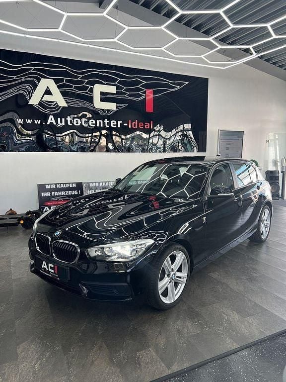 Gebraucht BMW 118 Sport Line 136 PS (100 kW) 2018 Schwarz Kleinwagen