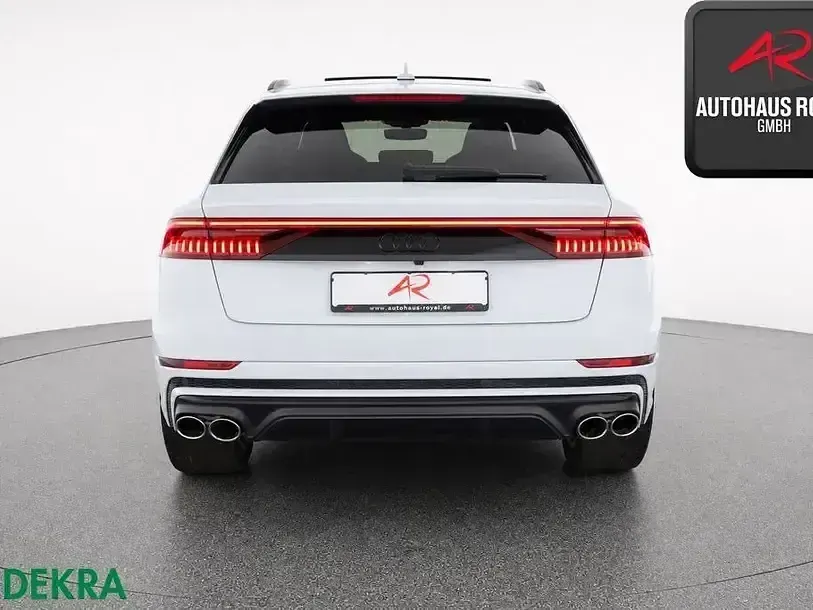 Gebraucht Audi SQ8 Sport 507 PS (372 kW) 2023 Gletscherweiß SUV