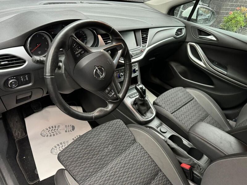 Gebraucht Opel Astra Edition 122 PS (89 kW) 2020 Weiß Kombi