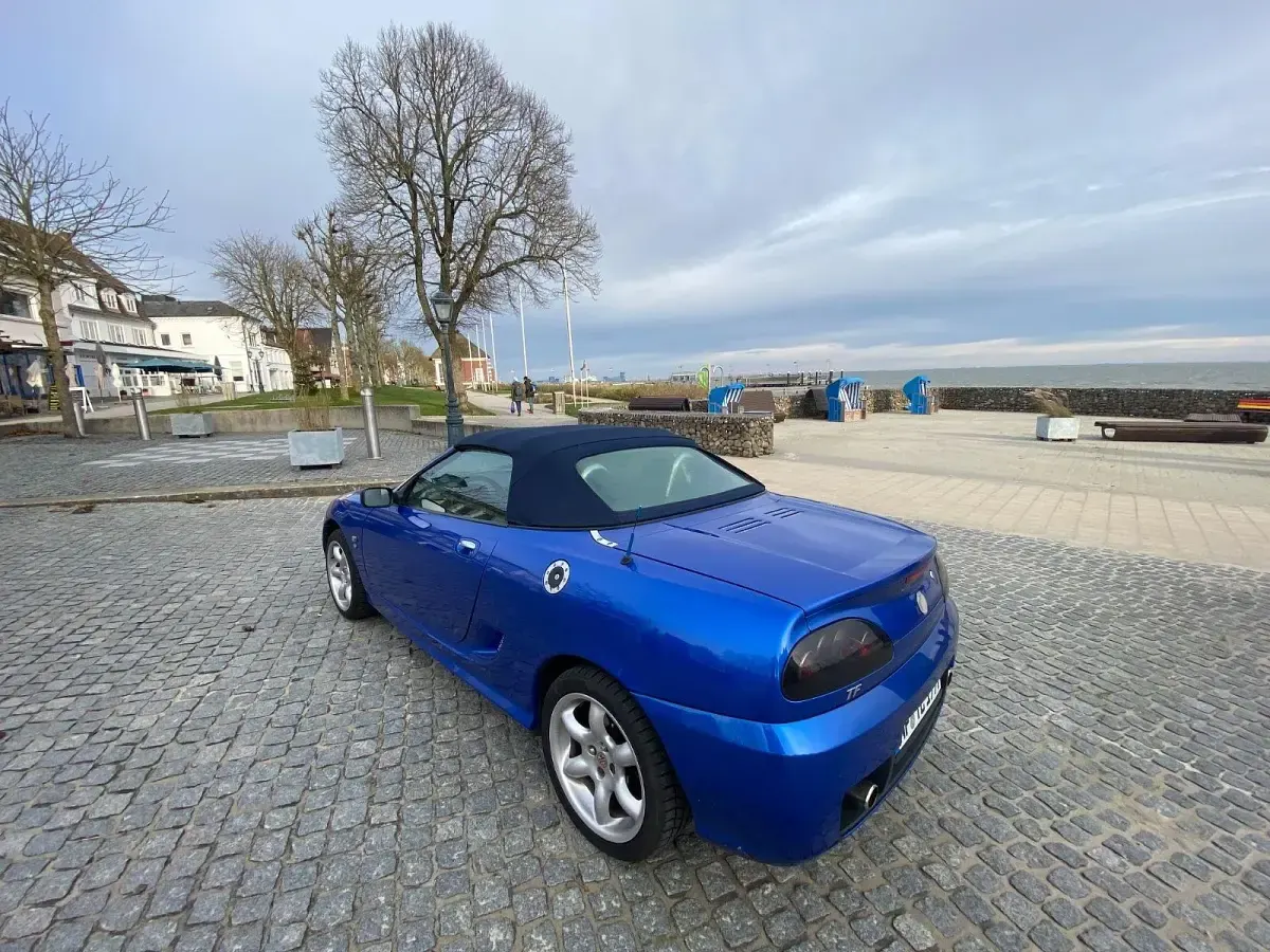 Używany MG TF 136 KM (100 kW) 2004 Niebieski Kabriolet