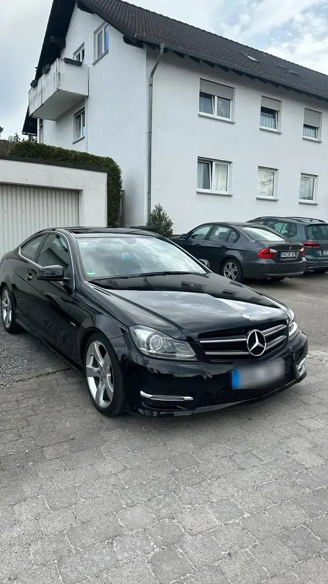 Gebraucht Mercedes C220 170 PS (125 kW) 2015 Schwarz Coupé