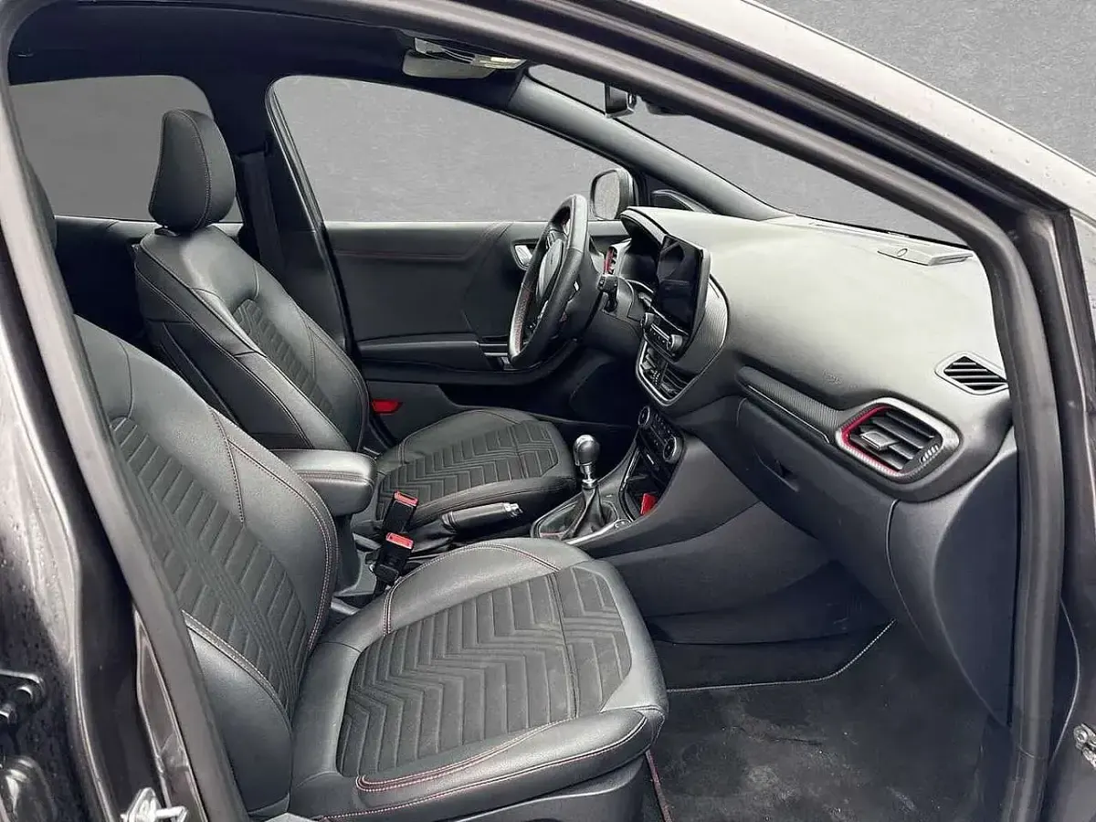 Second-hand Ford Puma ST-Line X 125 CP (91 kW) 2021 Negru SUV