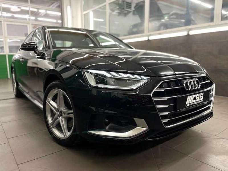 Gebraucht Audi A4 Advanced 204 PS (150 kW) 2022 Mythosschwarz (metallic) Limousine