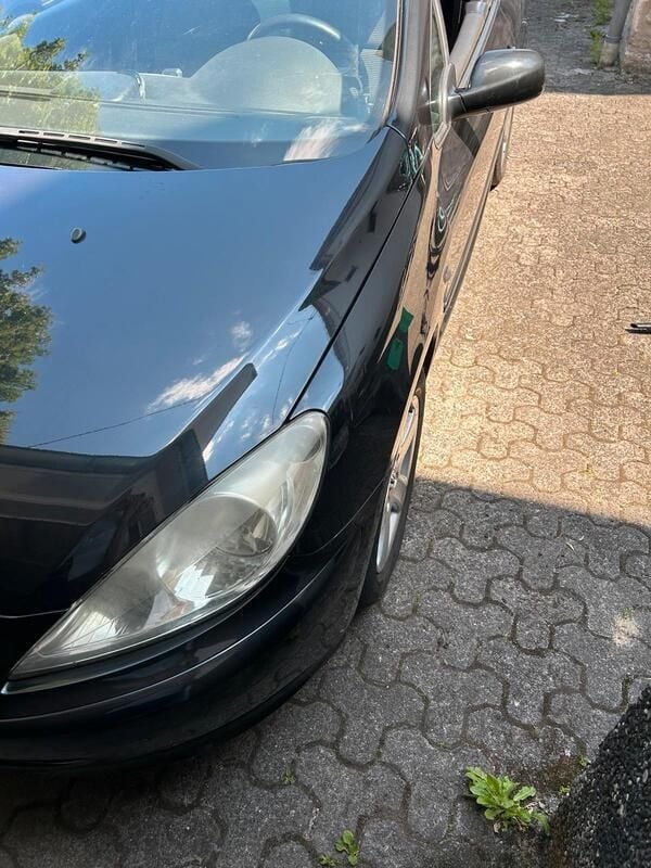 Schwarz Gebraucht 2005 Peugeot 307 CC Cabrio | 1.000 € (Superpreis) - Bild 1/4