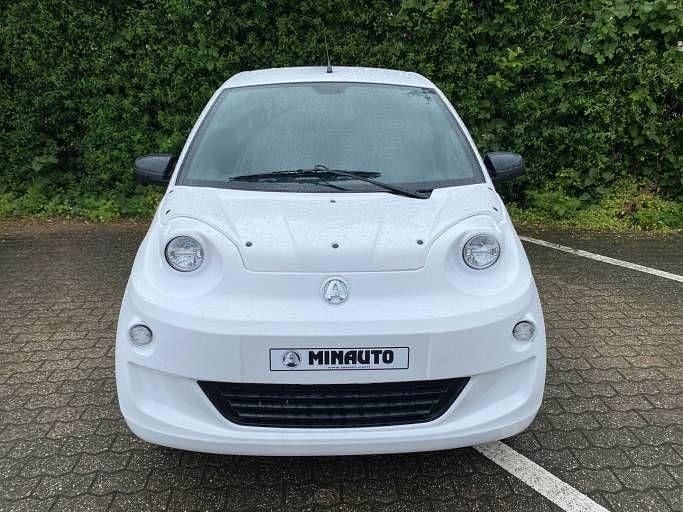 Weiß Neu 2025 Aixam eMinauto Chic | 13.825 € - Bild 1/1