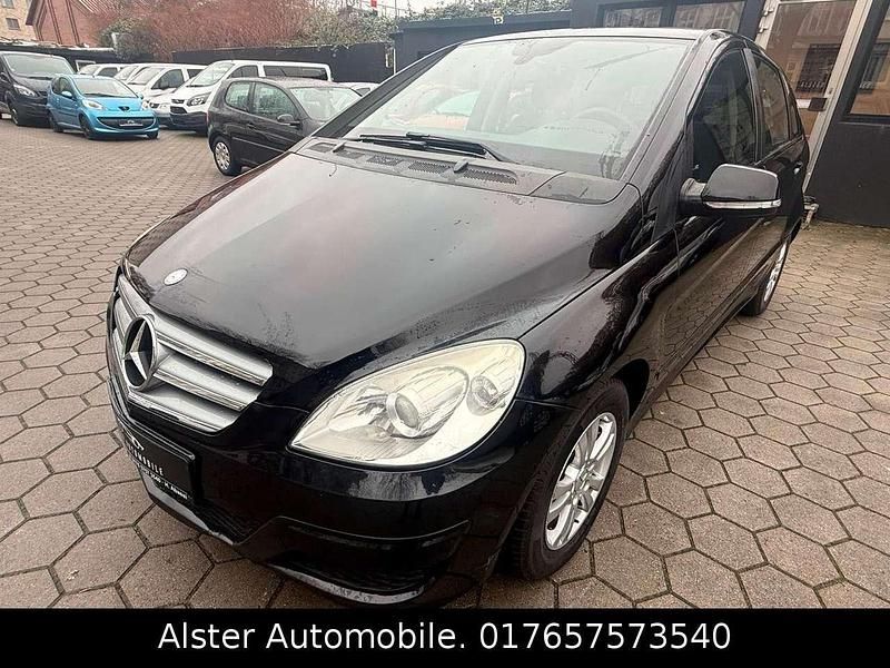 Gebraucht Mercedes B160 95 PS (69 kW) 2010 Schwarz Van / Kleinbus