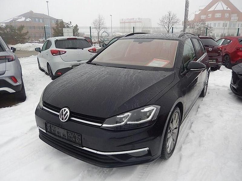 Schwarz Gebraucht 2018 VW Golf VII Highline Kombi | 17.490 € (Fairer Preis) - Bild 1/4