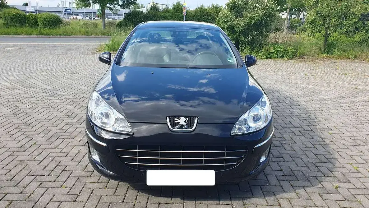 Gebraucht Peugeot 407 140 PS (102 kW) 2011 Schwarz Limousine