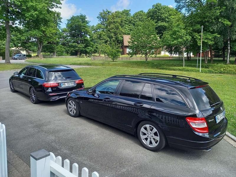 Schwarz Gebraucht 2010 Mercedes C220 Elegance Kombi | 8.999 € (Teuer) - Bild 1/4