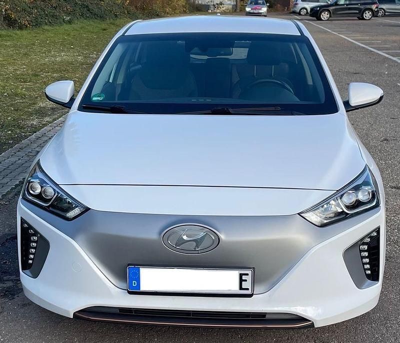 Gebraucht Hyundai Ioniq Style 88 kW (120 PS) 2017 Weiß Kleinwagen