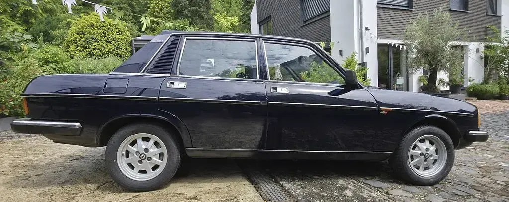 Gebraucht Lancia Beta 124 PS (91 kW) 1983 Blau Limousine