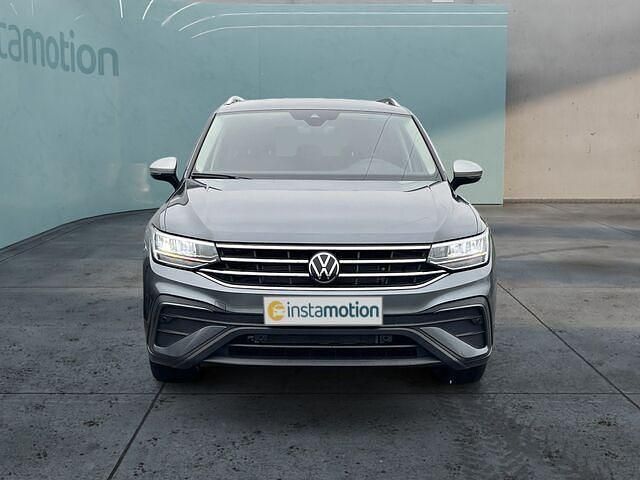 Gebraucht VW Tiguan Allspace S 193 PS (141 kW) 2024 Grau SUV