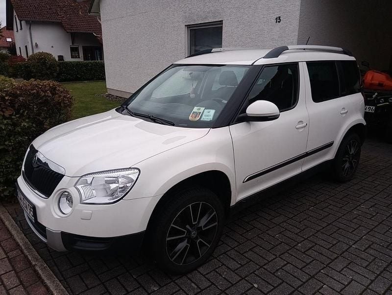 Weiß Gebraucht 2013 Skoda Yeti Adventure SUV | 6.200 € (Guter Preis) - Bild 1/1