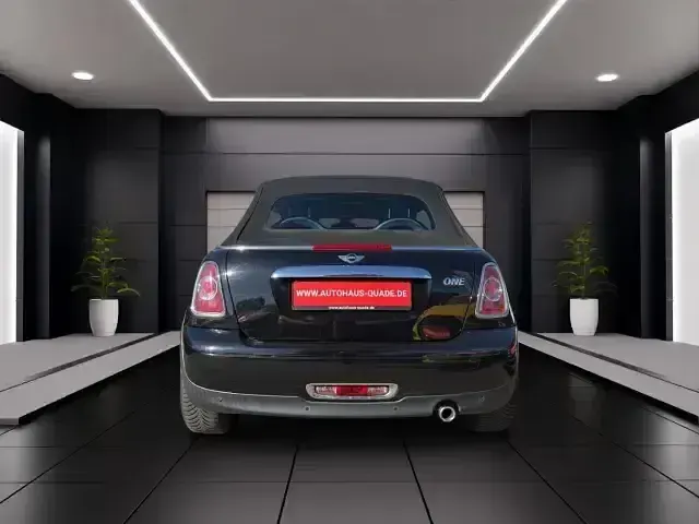 Second-hand Mini One Cabriolet 98 CP (72 kW) 2013 Negru Cabrio