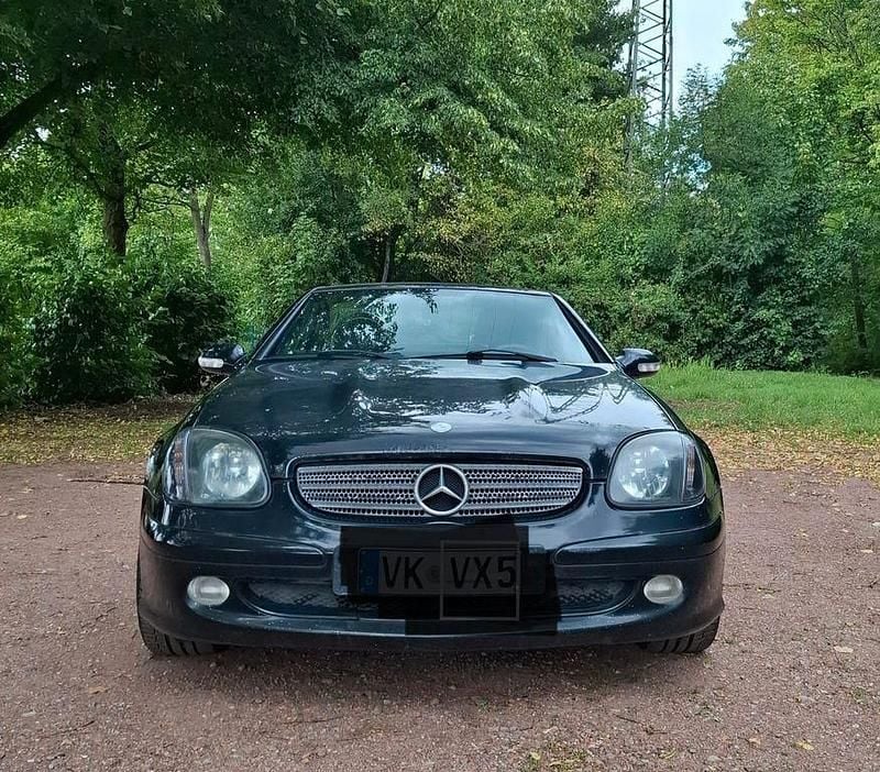 Schwarz Gebraucht 2001 Mercedes SLK200 Cabrio | 3.500 € (Fairer Preis) - Bild 1/4