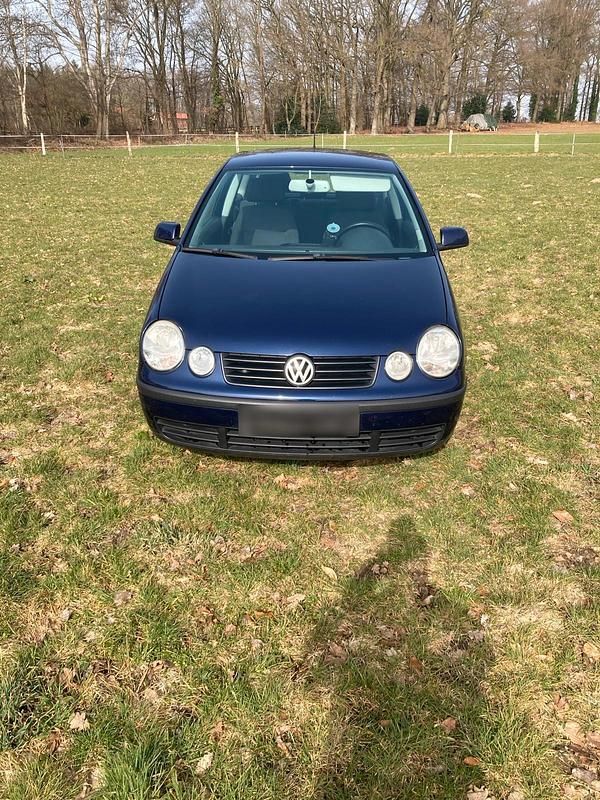 Gebraucht VW Polo 75 PS (55 kW) 2004 Blau Kleinwagen