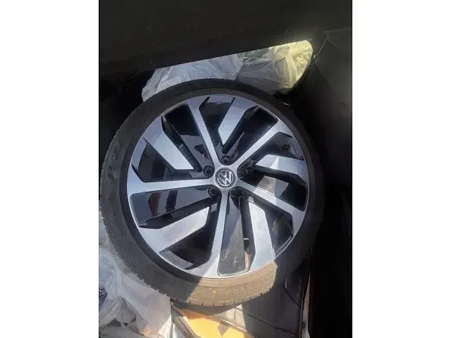 Gebraucht VW Arteon R-line 190 PS (139 kW) 2018 Rot Kleinwagen