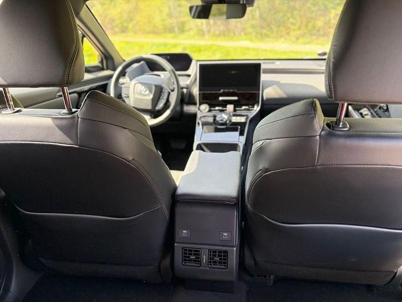 Gebraucht Toyota bZ4X 150 kW (204 PS) 2025 Schwarz SUV