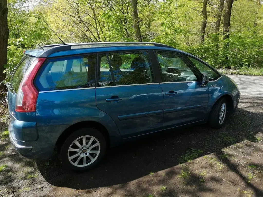 Gebraucht Citroën C4 Picasso 111 PS (81 kW) 2011 Blau Van / Kleinbus