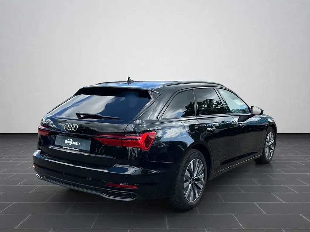 Second-hand Audi A6 Sport 163 CP (119 kW) 2023 Negru Break