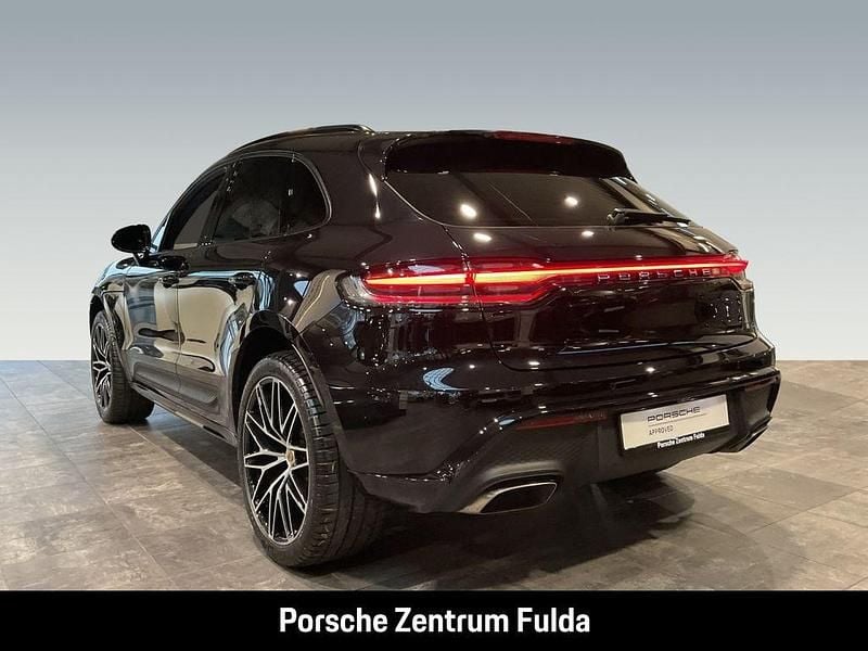 Gebraucht Porsche Macan 265 PS (194 kW) 2024 Schwarz SUV