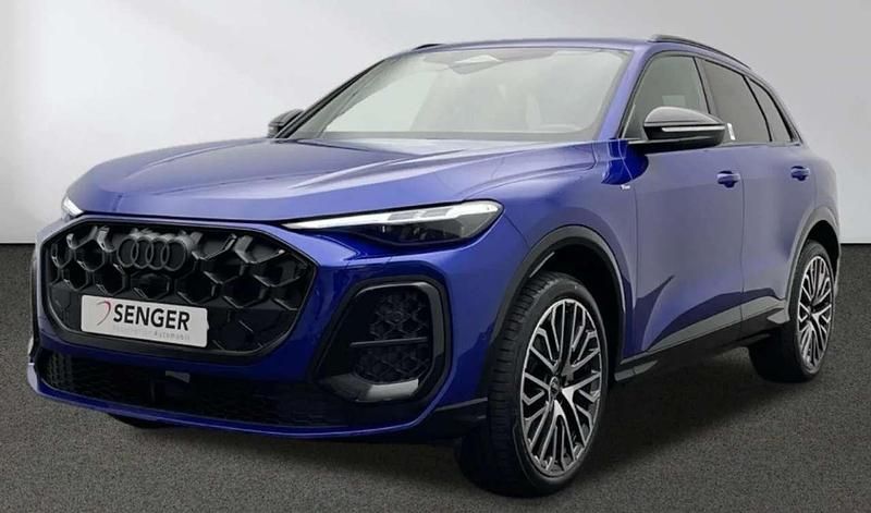 Blau (ultrablau metallic) Gebraucht 2025 Audi Q5 Ambiente SUV | 71.280 € (Fairer Preis) - Bild 1/4