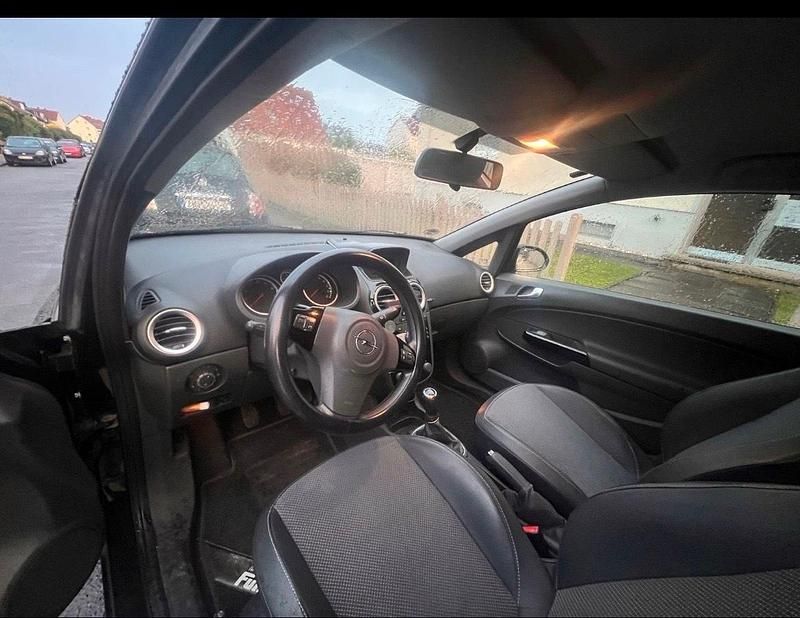 Gebraucht Opel Corsa 59 PS (43 kW) 2007 Schwarz Kleinwagen