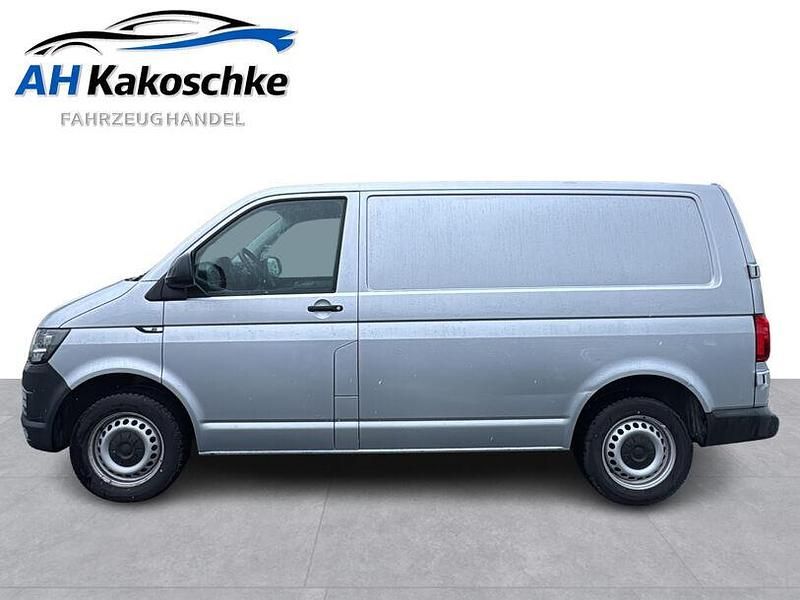 Gebraucht VW Transporter 102 PS (75 kW) 2018 Reflexsilber metallic Van