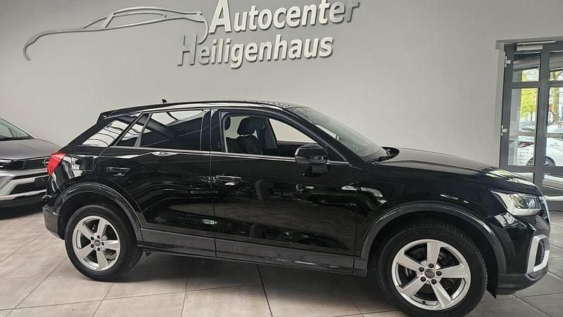 Używany Audi Q2 Advanced 150 KM (110 kW) 2022 Czarny SUV